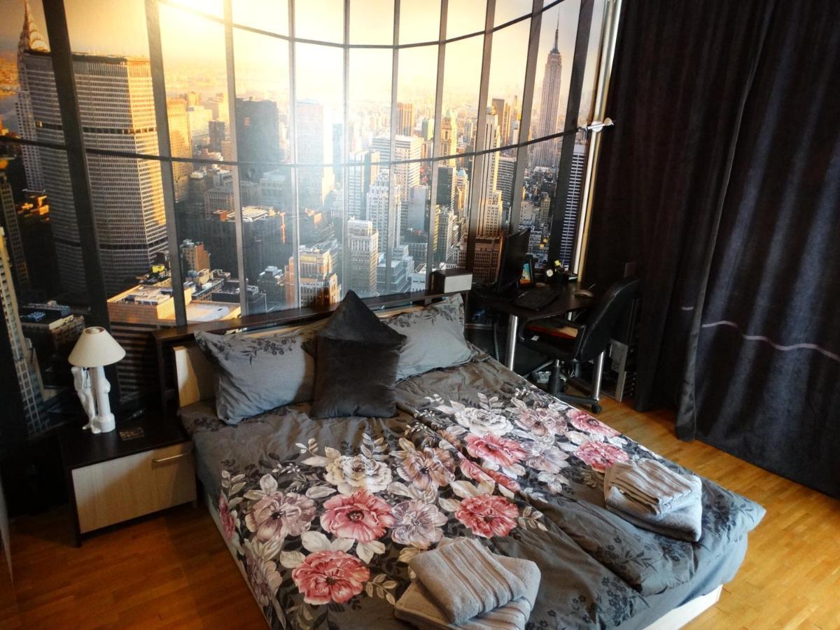 2 Bedrooms With Private Bath And Balcony Near The Airport Szófia Kültér fotó